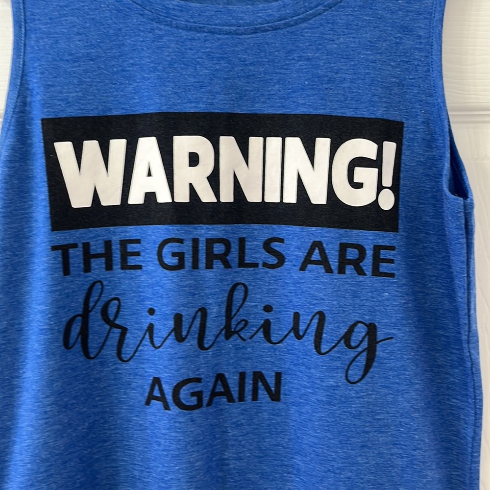 Women’s Size Small Muscle Tee - Picture 2 of 3